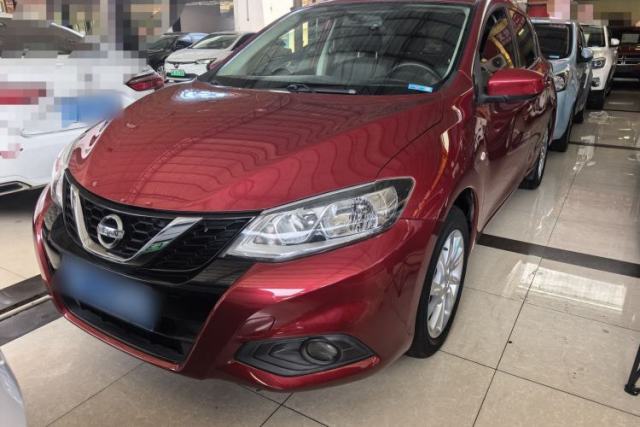 Ojetý Nissan Tiida 2016 1.6L CVT Cool Dynamic Edition