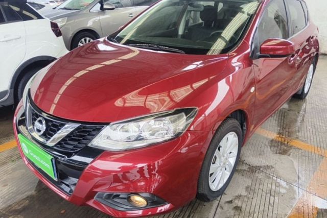 Ojetý Nissan Tiida 2016 1.6L CVT Cool Dynamic Edition