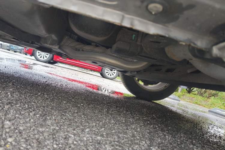 Used Nissan Tiida 2016 1.6L CVT Cool Dynamic Edition Chassis Rear Left