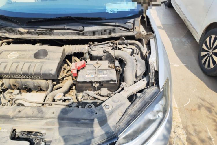 Used Nissan Tiida 2016 1.6L CVT ZhiZun Edition Engine Bay Left