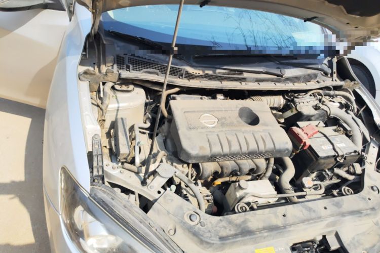 Used Nissan Tiida 2016 1.6L CVT ZhiZun Edition Engine Bay Right