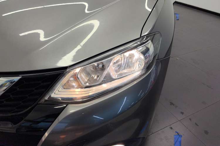 Used Nissan Tiida 2016 1.6L CVT Cool Dynamic Edition Left Front Headlight