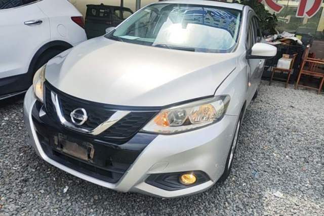 Used Nissan Tiida 2016 1.6L CVT Cool Dynamic Edition