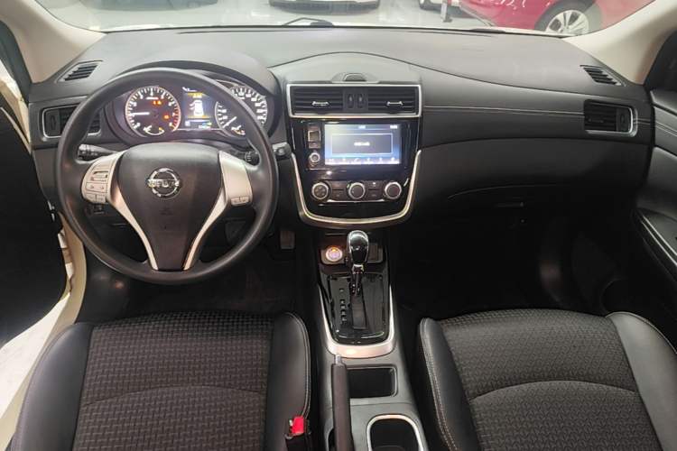 Used Nissan Tiida 2016 1.6L CVT Smart Drive Edition Audio And AC Panel