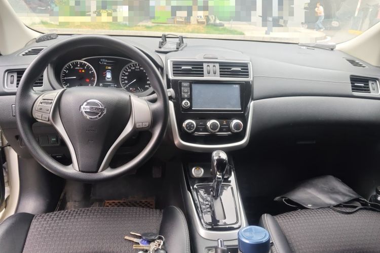 Used Nissan Tiida 2016 1.6L CVT Smart Drive Edition Center Console