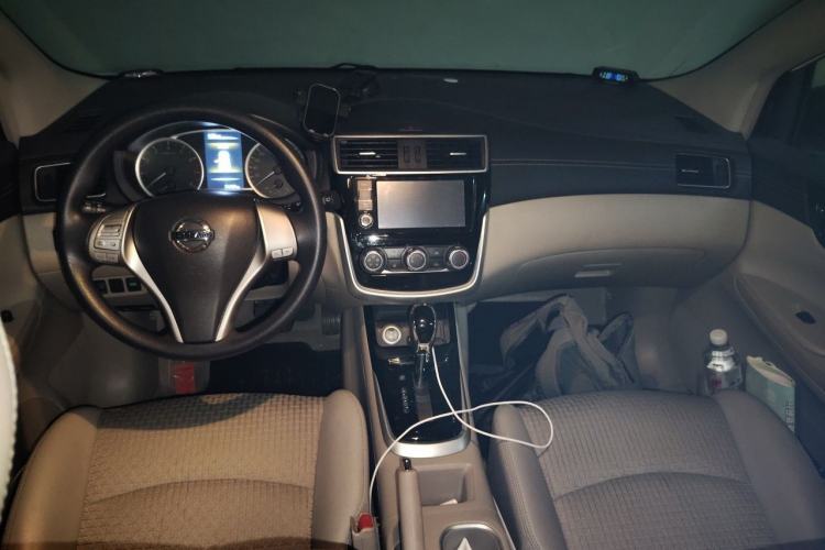 Used Nissan Tiida 2016 1.6L CVT Smart Drive Edition Center Console