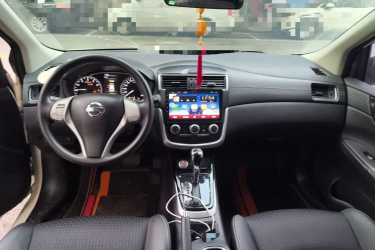 Used Nissan Tiida 2016 1.6L CVT Smart Drive Edition Center Console