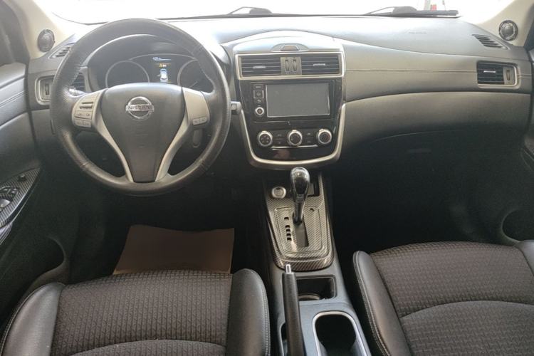 Used Nissan Tiida 2016 1.6L CVT Smart Drive Edition Center Console