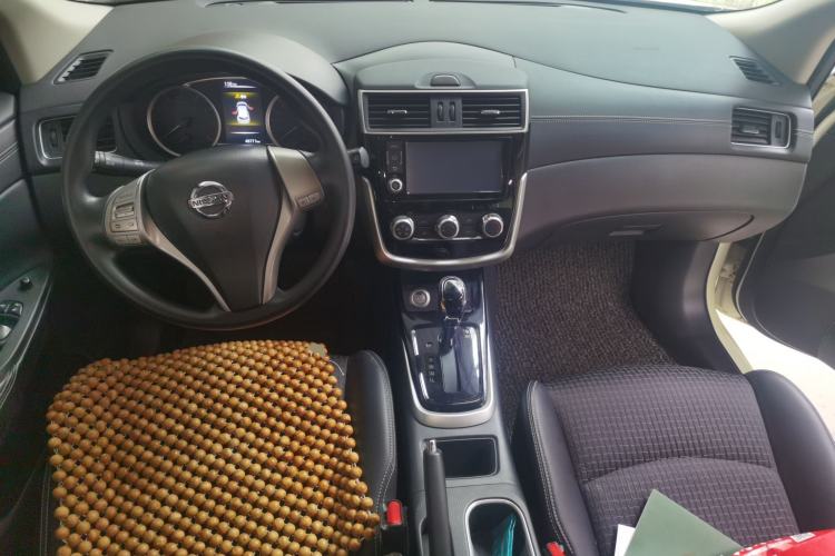 Used Nissan Tiida 2016 1.6L CVT Smart Drive Edition Center Console