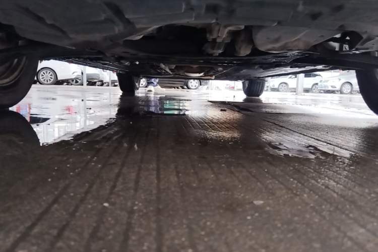Used Nissan Tiida 2016 1.6L CVT Cool Dynamic Edition Chassis Front
