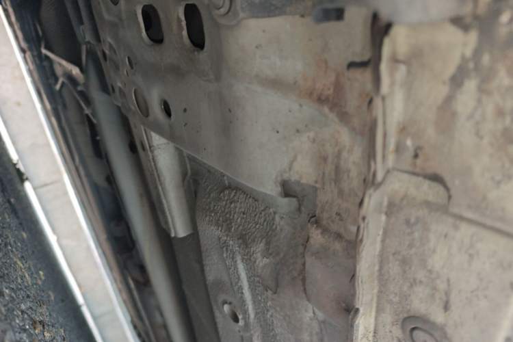 Used Nissan Tiida 2016 1.6L CVT Smart Drive Edition Chassis Front Left