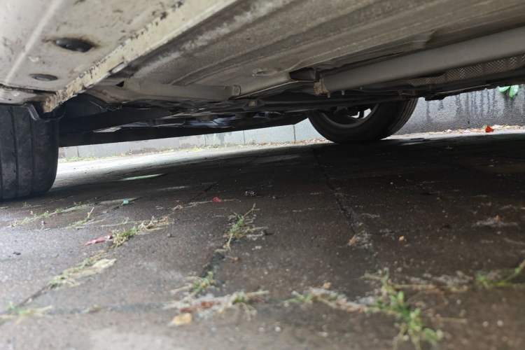 Used Nissan Tiida 2016 1.6L CVT Cool Dynamic Edition Chassis Front Left