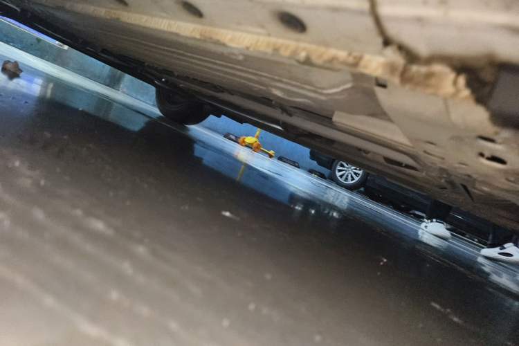 Used Nissan Tiida 2016 1.6L CVT Smart Drive Edition Chassis Front Right
