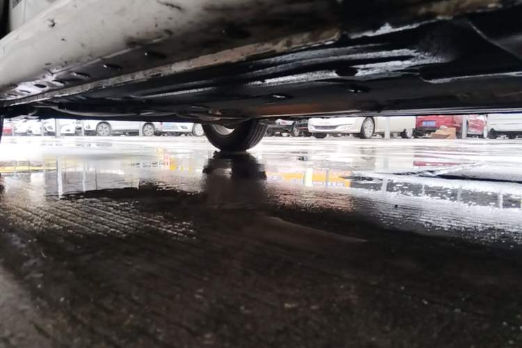 Used Nissan Tiida 2016 1.6L CVT Cool Dynamic Edition Chassis Front Right