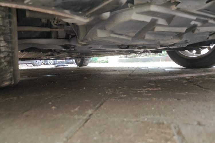 Used Nissan Tiida 2016 1.6L CVT Cool Dynamic Edition Chassis Front Right