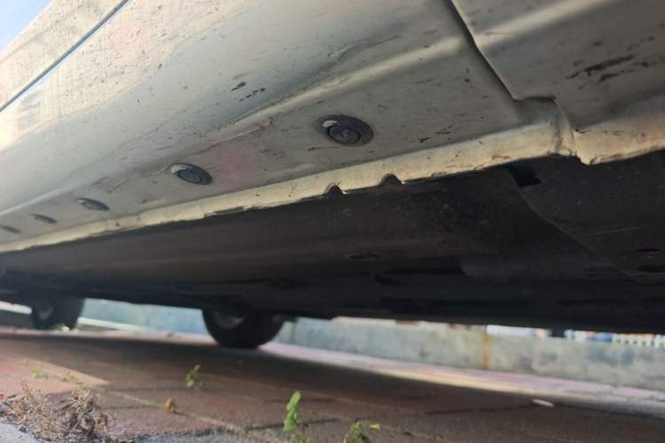 Used Nissan Tiida 2016 1.6L CVT Cool Dynamic Edition Chassis Front Right