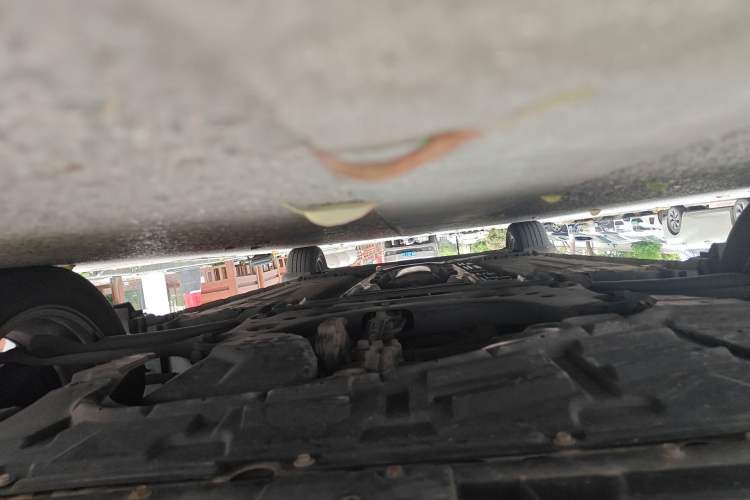 Used Nissan Tiida 2016 1.6L CVT Cool Dynamic Edition Chassis Front