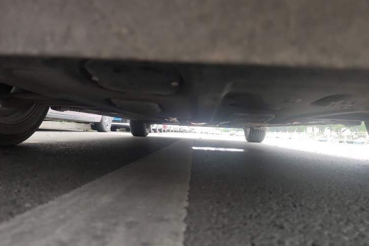 Used Nissan Tiida 2016 1.6L CVT Smart Drive Edition Chassis Front