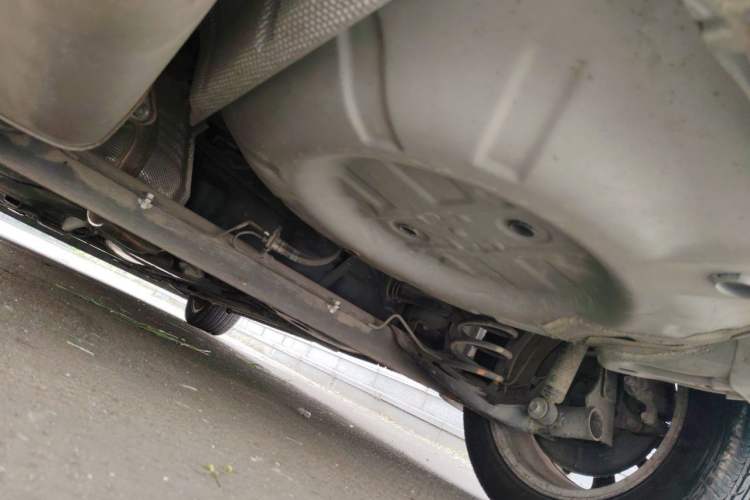 Used Nissan Tiida 2016 1.6L CVT Cool Dynamic Edition Chassis Rear