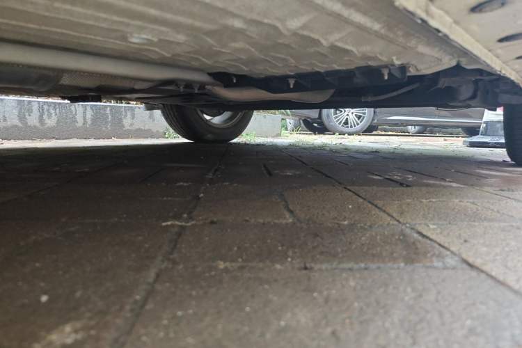 Used Nissan Tiida 2016 1.6L CVT Cool Dynamic Edition Chassis Rear Left