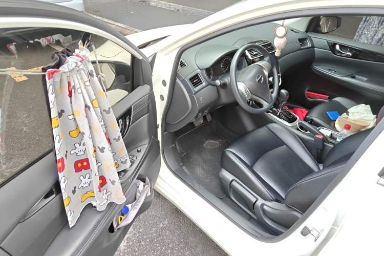 Used Nissan Tiida 2016 1.6L CVT Cool Dynamic Edition Driver Seat