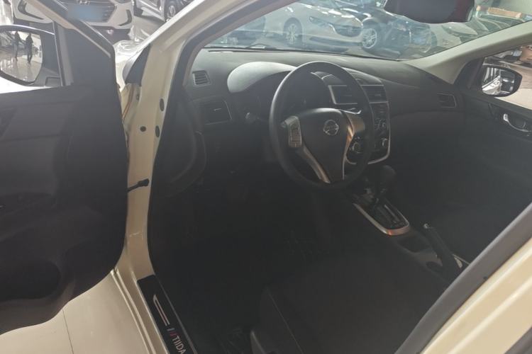 Used Nissan Tiida 2016 1.6L CVT Cool Dynamic Edition Driver Seat