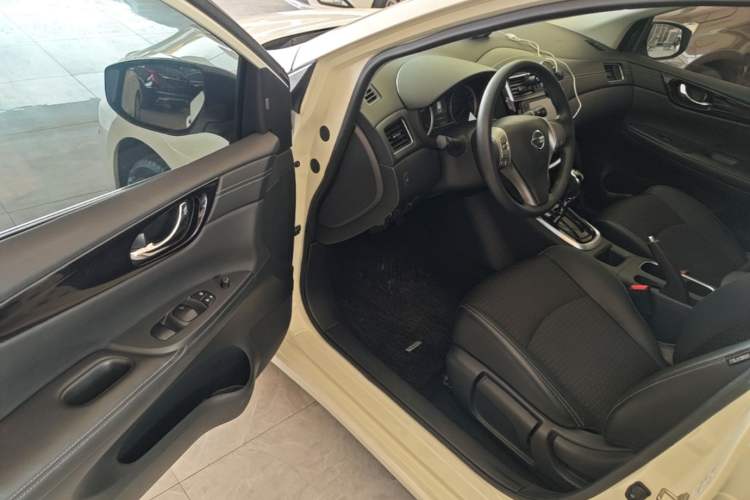 Used Nissan Tiida 2016 1.6L CVT Smart Drive Edition Driver Seat