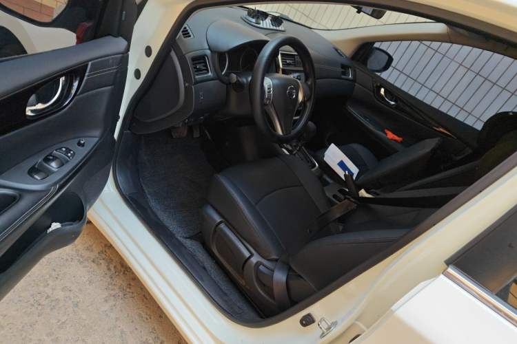 Used Nissan Tiida 2016 1.6L CVT Smart Drive Edition Driver Seat