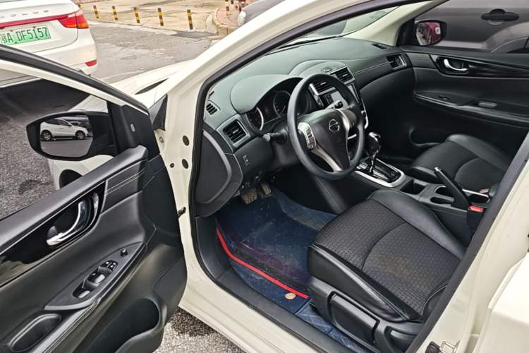 Used Nissan Tiida 2016 1.6L CVT Smart Drive Edition Driver Seat