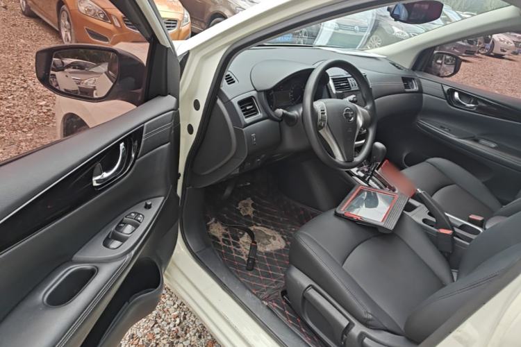 Used Nissan Tiida 2016 1.6L CVT Cool Dynamic Edition Driver Seat