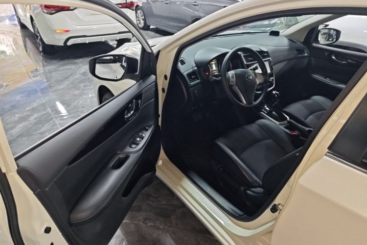 Used Nissan Tiida 2016 1.6L CVT Smart Drive Edition Driver Seat