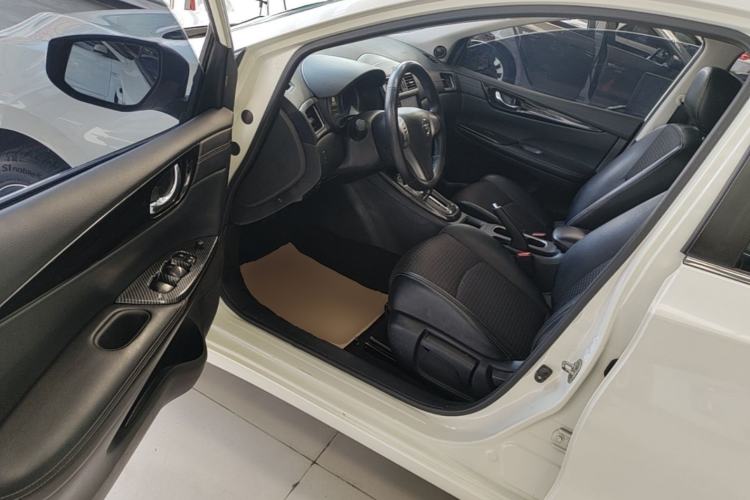 Used Nissan Tiida 2016 1.6L CVT Smart Drive Edition Driver Seat