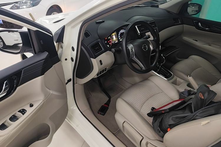 Used Nissan Tiida 2016 1.6L CVT Smart Drive Edition Driver Seat