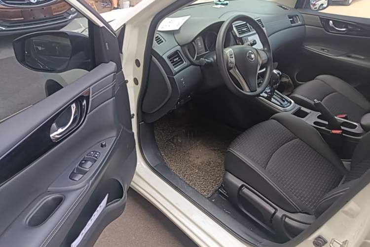 Used Nissan Tiida 2016 1.6L CVT Smart Drive Edition Driver Seat