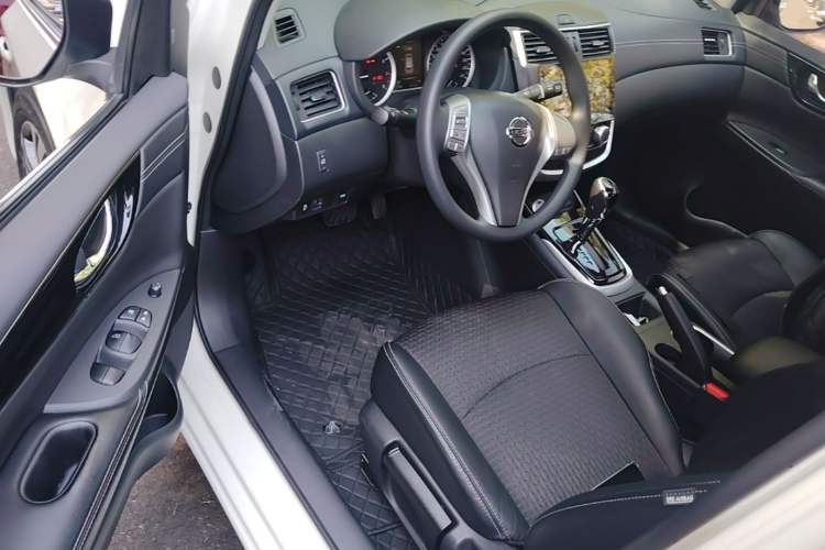 Used Nissan Tiida 2016 1.6L CVT Smart Drive Edition Driver Seat