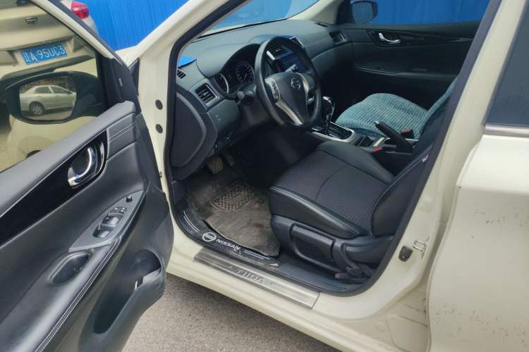 Used Nissan Tiida 2016 1.6L CVT Smart Drive Edition Driver Seat