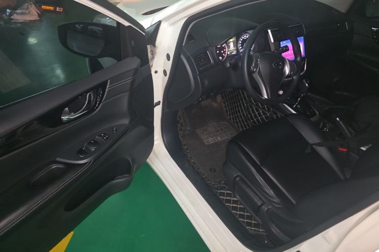 Used Nissan Tiida 2016 1.6L CVT Smart Drive Edition Driver Seat