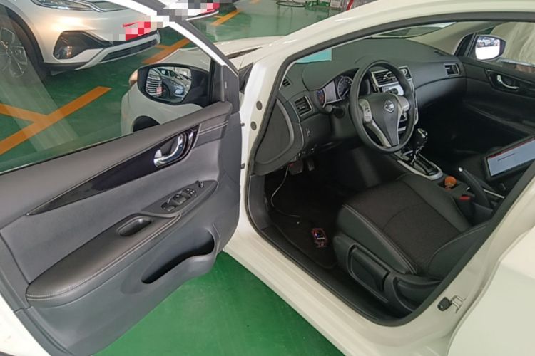 Used Nissan Tiida 2016 1.6L CVT Smart Drive Edition Driver Seat