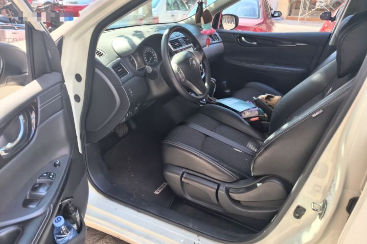 Used Nissan Tiida 2016 1.6L CVT Smart Drive Edition Driver Seat