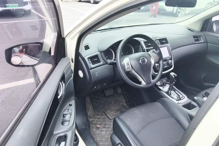 Used Nissan Tiida 2016 1.6L CVT Smart Drive Edition Driver Seat