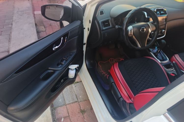 Used Nissan Tiida 2016 1.6L CVT Cool Dynamic Edition Driver Seat