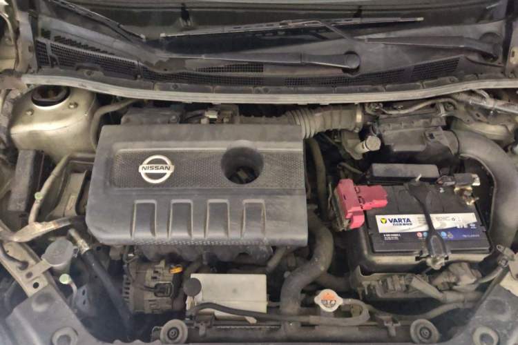 Used Nissan Tiida 2016 1.6L CVT ZhiZun Edition Engine Bay