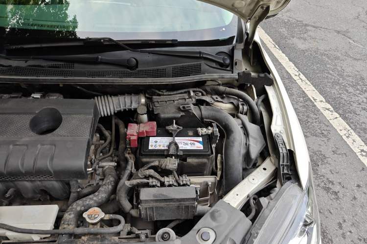 Used Nissan Tiida 2016 1.6L CVT Cool Dynamic Edition Engine Bay Left