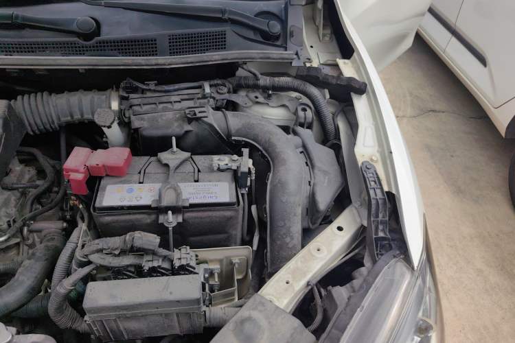 Used Nissan Tiida 2016 1.6L CVT Smart Drive Edition Engine Bay Left