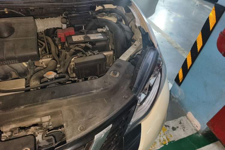 Used Nissan Tiida 2016 1.6L CVT Smart Drive Edition Engine Bay Left
