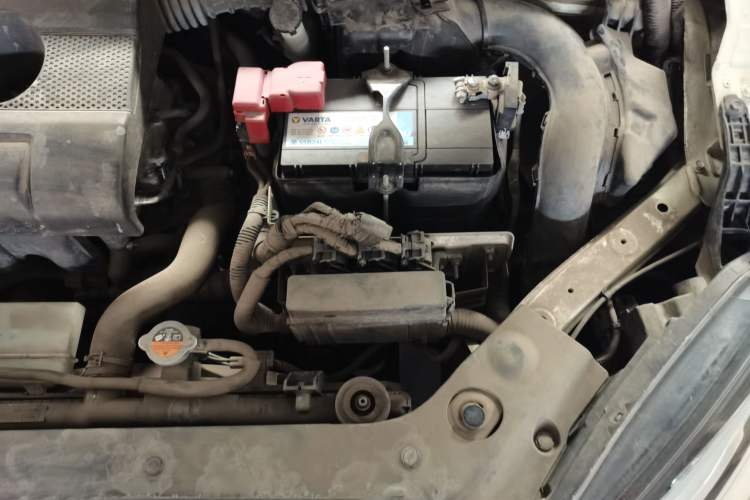 Used Nissan Tiida 2016 1.6L CVT Cool Dynamic Edition Engine Bay Left