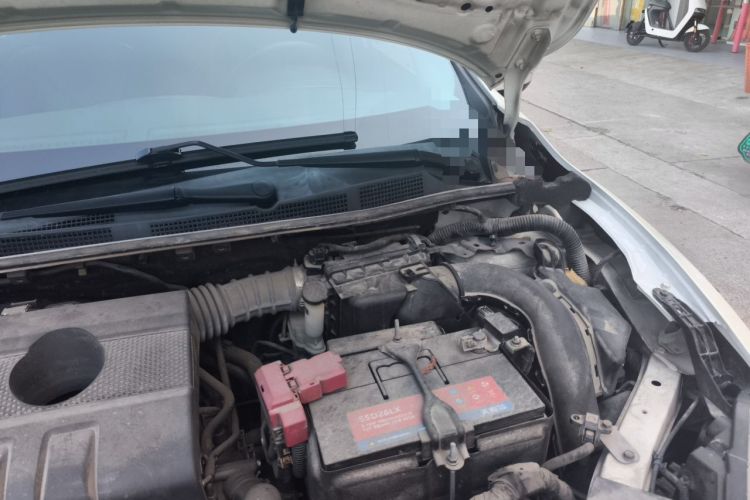 Used Nissan Tiida 2016 1.6L CVT ZhiZun Edition Engine Bay Left