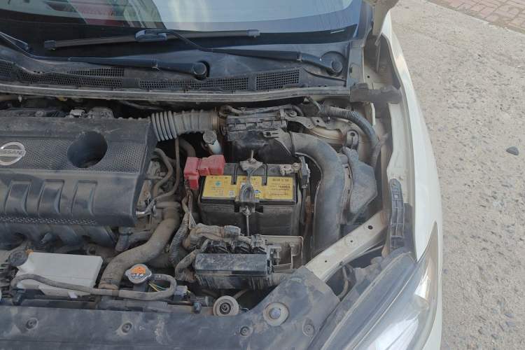 Used Nissan Tiida 2016 1.6L CVT Cool Dynamic Edition Engine Bay Left