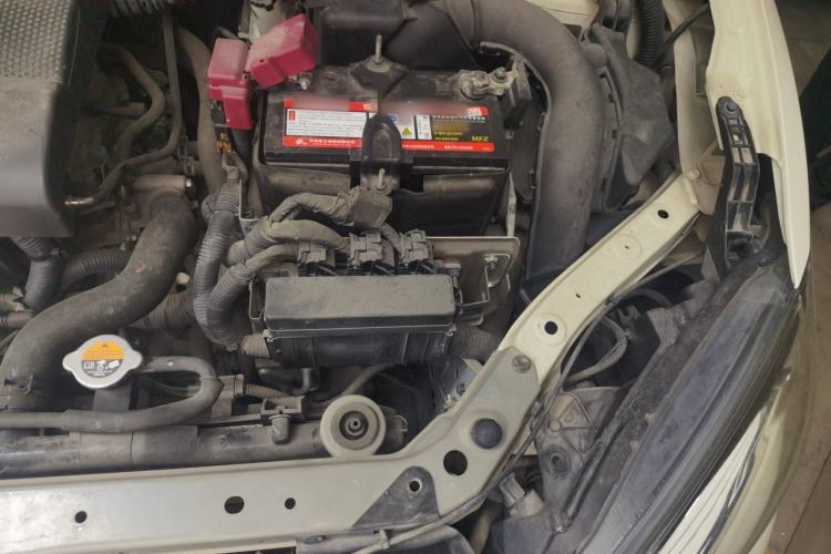 Used Nissan Tiida 2016 1.6L CVT Smart Drive Edition Engine Bay Left