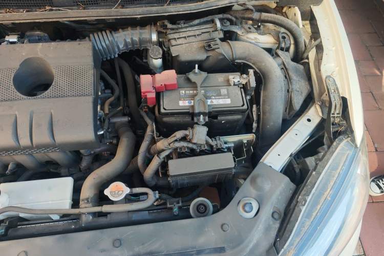 Used Nissan Tiida 2016 1.6L CVT Cool Dynamic Edition Engine Bay Left